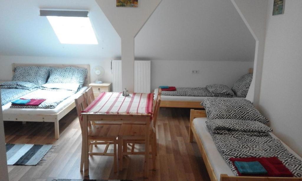 Pajkos Poni Vendeghaz Hotell Miskolc Exteriör bild