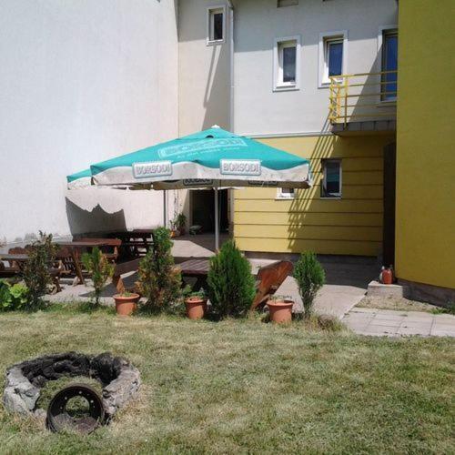 Pajkos Poni Vendeghaz Hotell Miskolc Exteriör bild