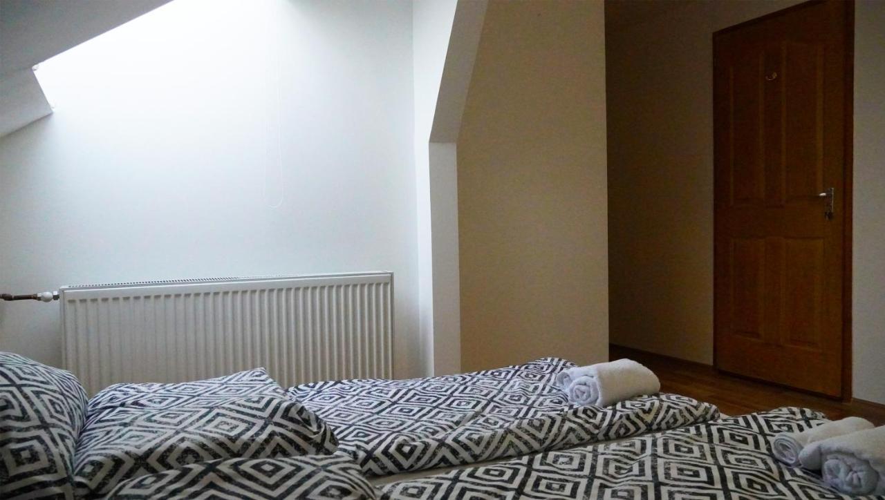 Pajkos Poni Vendeghaz Hotell Miskolc Exteriör bild