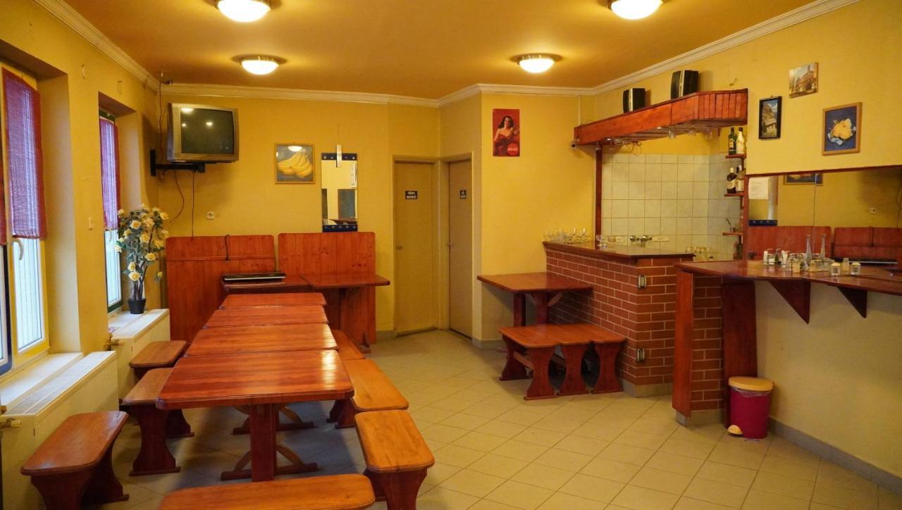Pajkos Poni Vendeghaz Hotell Miskolc Exteriör bild