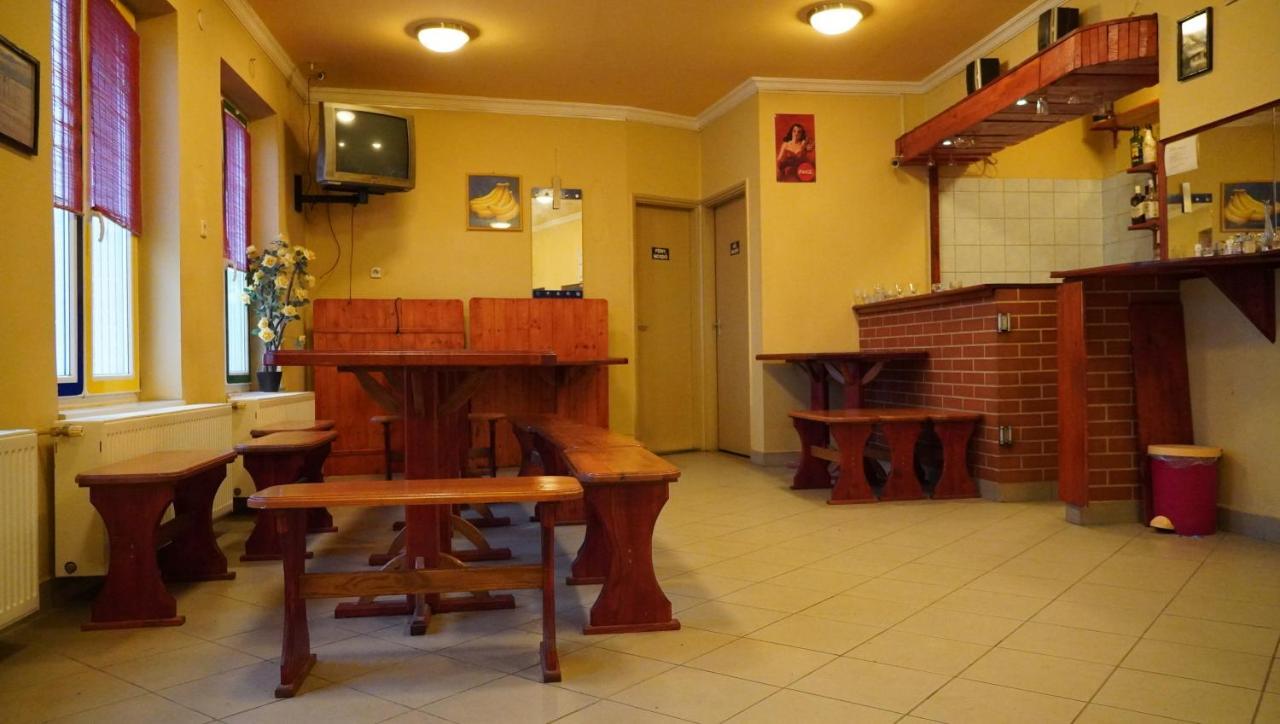 Pajkos Poni Vendeghaz Hotell Miskolc Exteriör bild