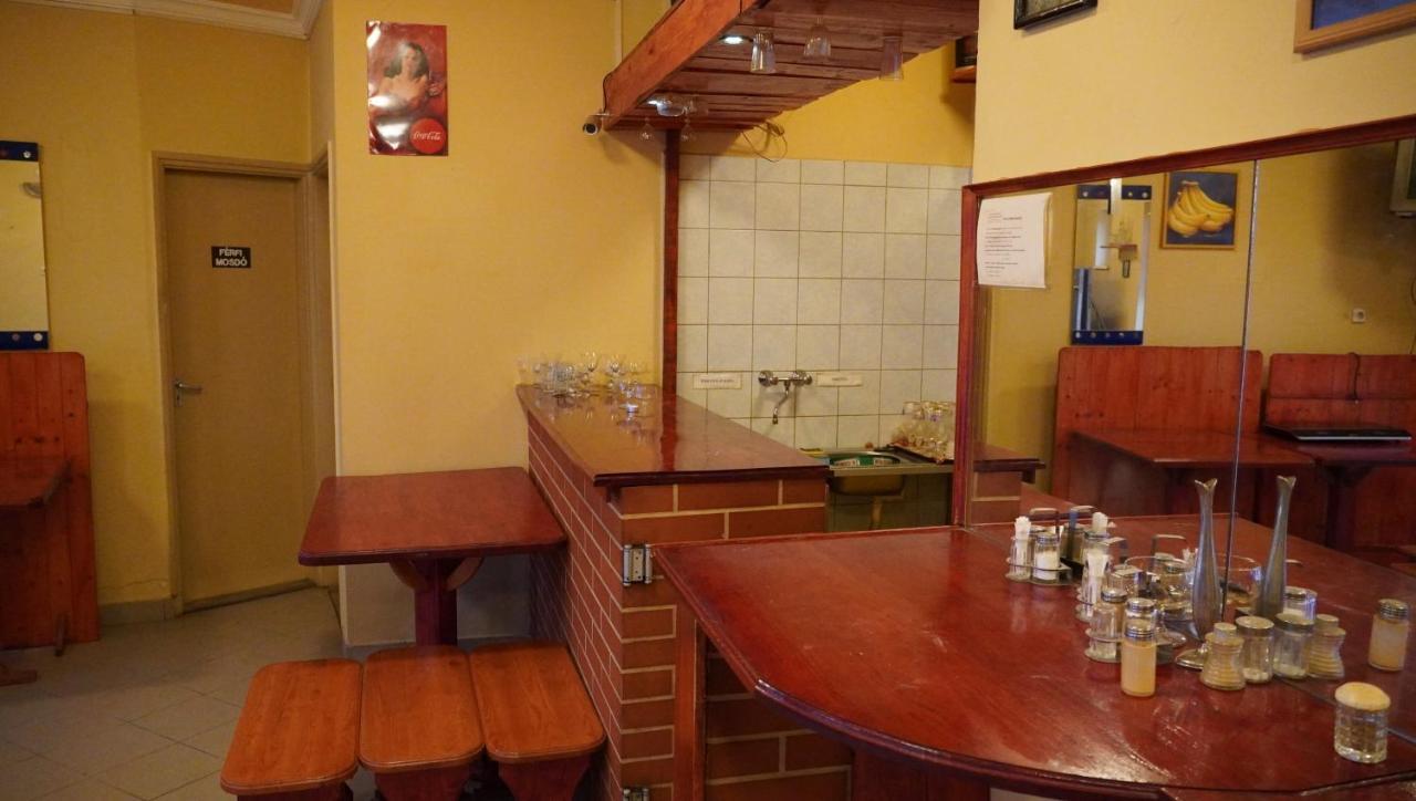 Pajkos Poni Vendeghaz Hotell Miskolc Exteriör bild